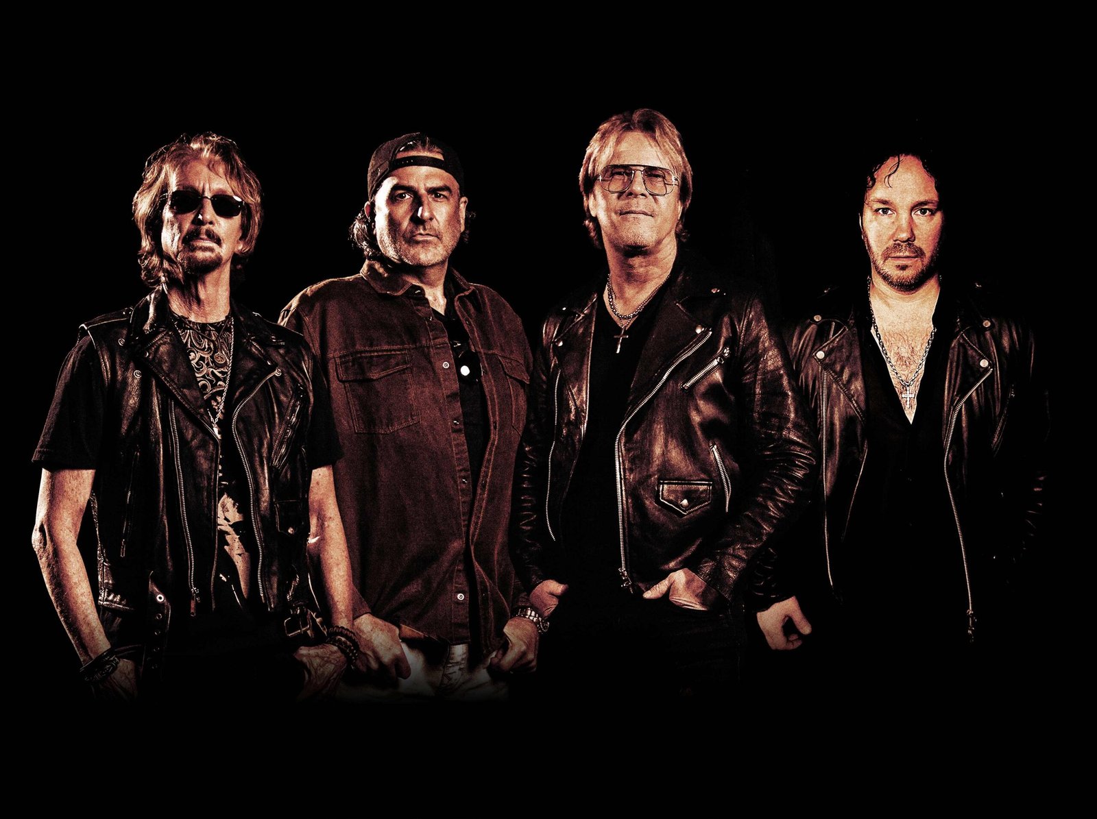 Giant adelanta el primer single, «Hold the night», de su próximo álbum