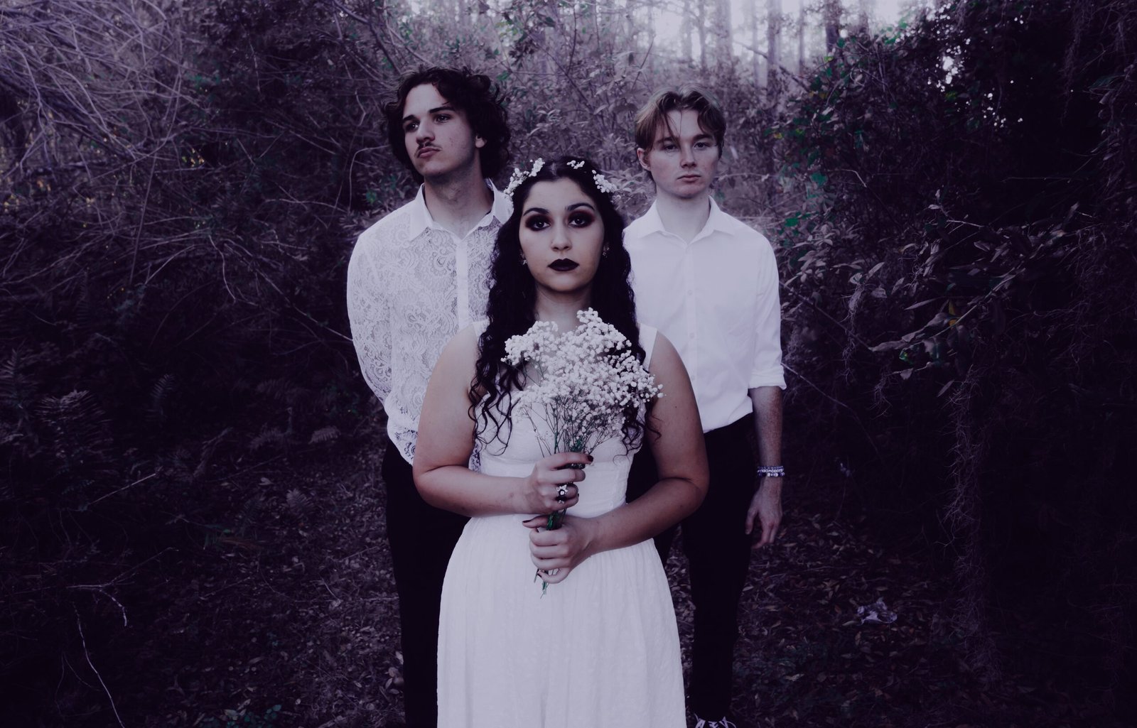 Reverya anuncia la fecha de lanzamiento en formato físico de su nuevo álbum, «Affliction In Bloom»