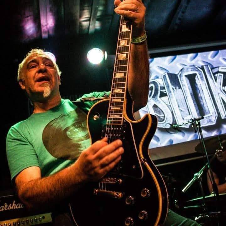 Murió Marcelo Simoni, guitarrista de la movida fundadora del heavy metal argentino