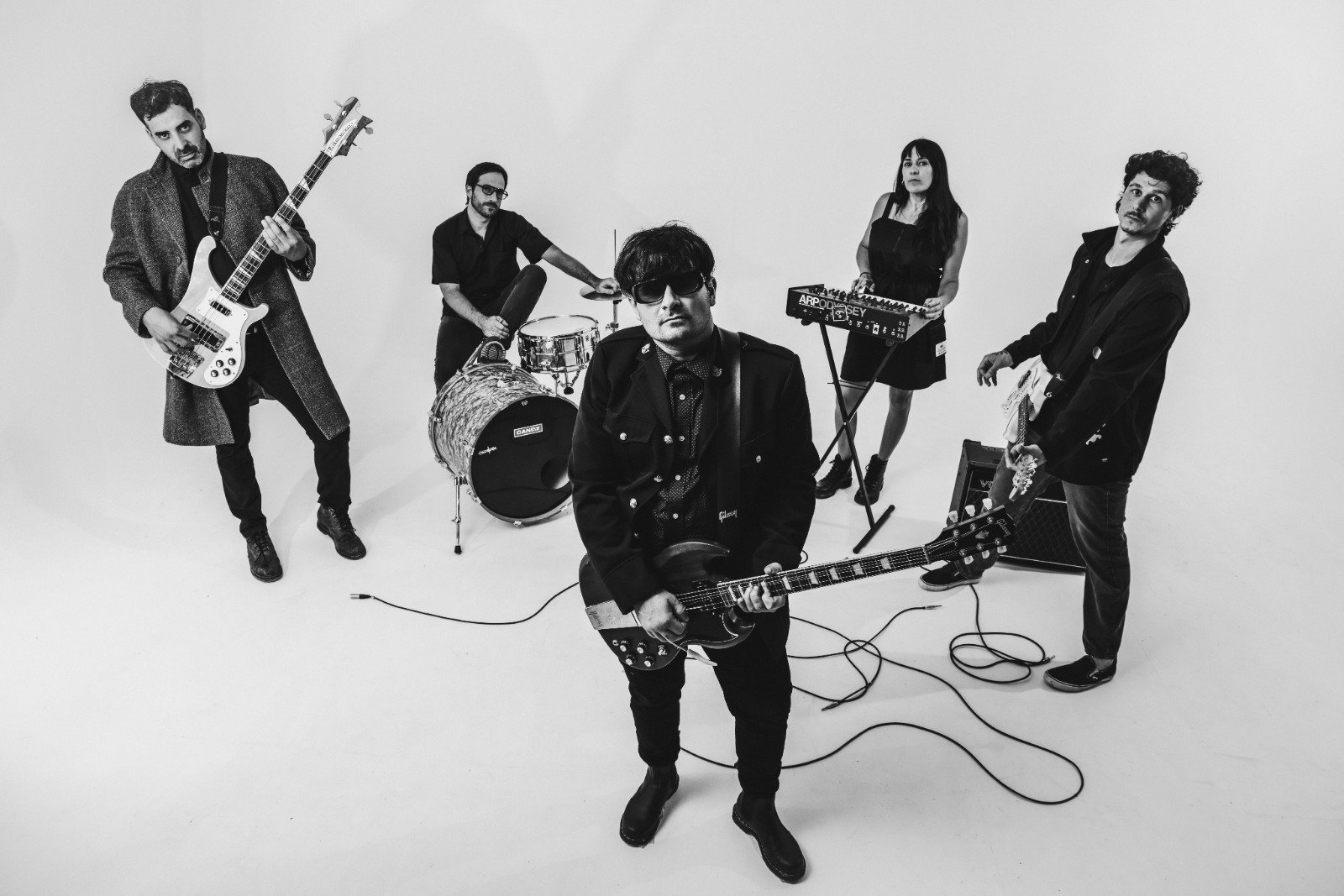 Candy Glam presenta “Aterrizando al Rock”, su nuevo single
