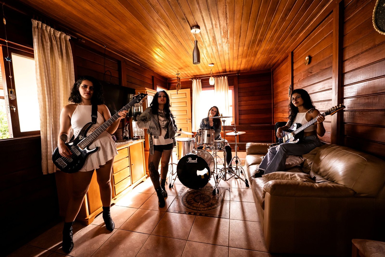 Malvada anuncia su álbum de estudio homónimo