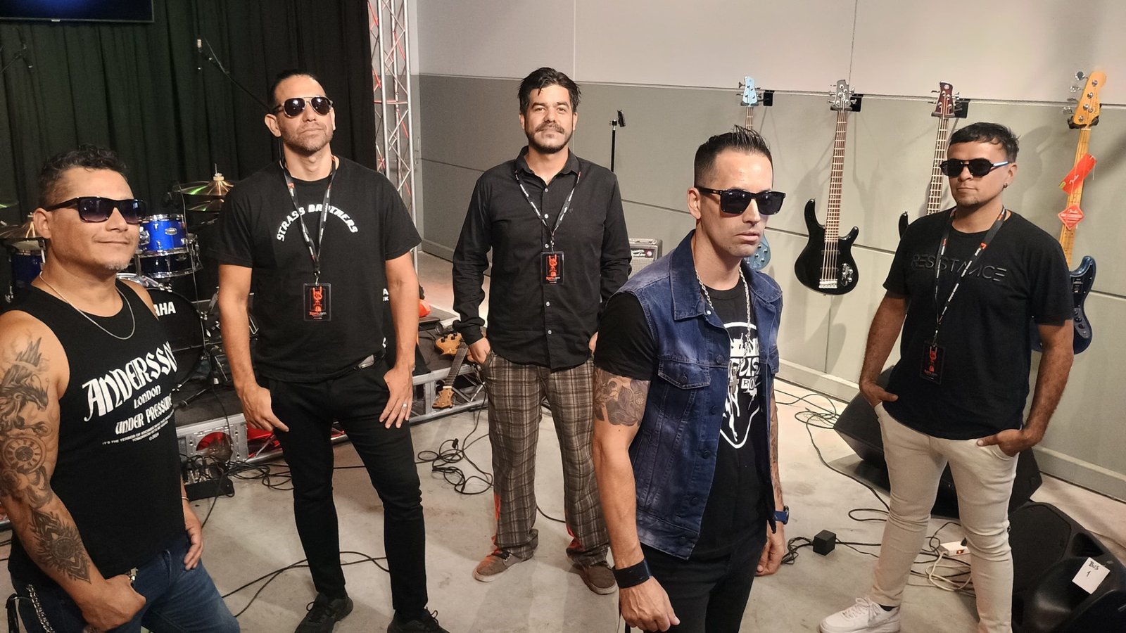 Confusa presenta una poderosa versión en vivo de “La Excepción” de Gustavo Cerati
