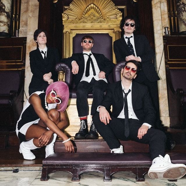 The Outers lanza el single «Wishy Washy»