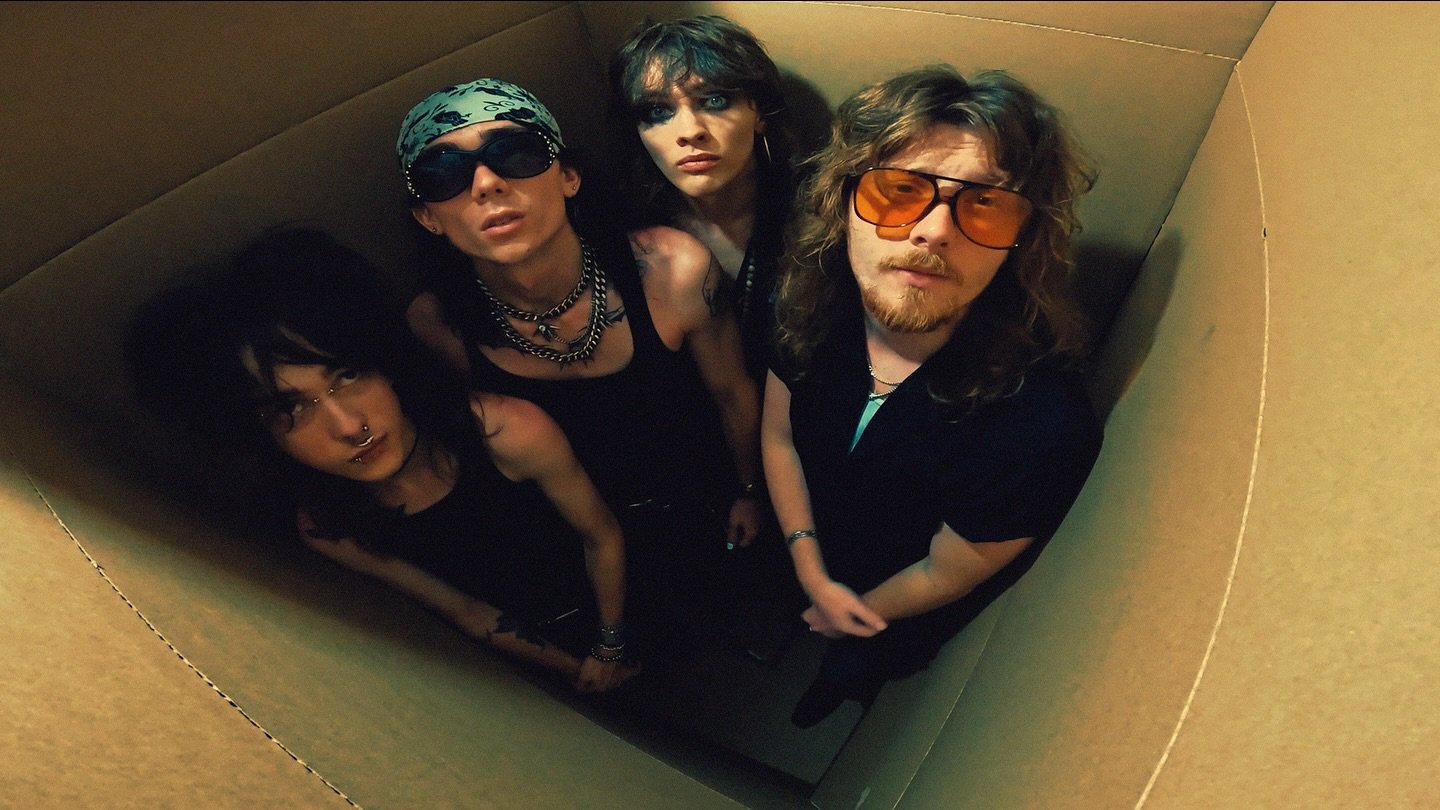 Rock and roll blusero de Pageant y de su nuevo sencillo «Your Name»
