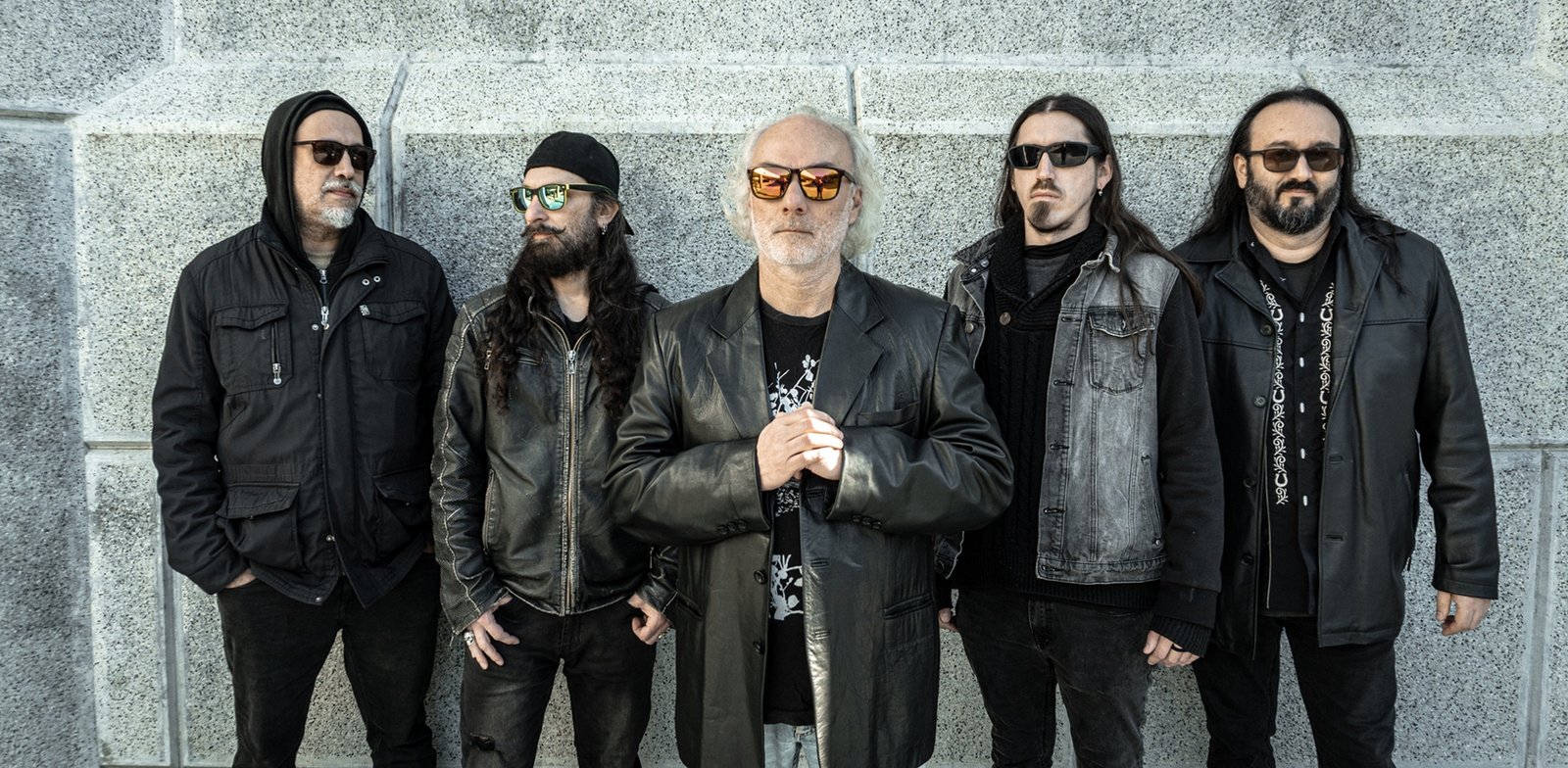 Mathra Spenta libera su nuevo single «Eventos Extraordinarios» en plataformas digitales