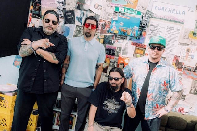 Deftones anuncia el álbum «Private Music» y comparte el sencillo «My Mind Is A Mountain»