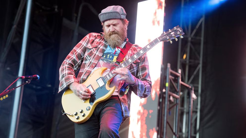 Murió Brent Hinds
