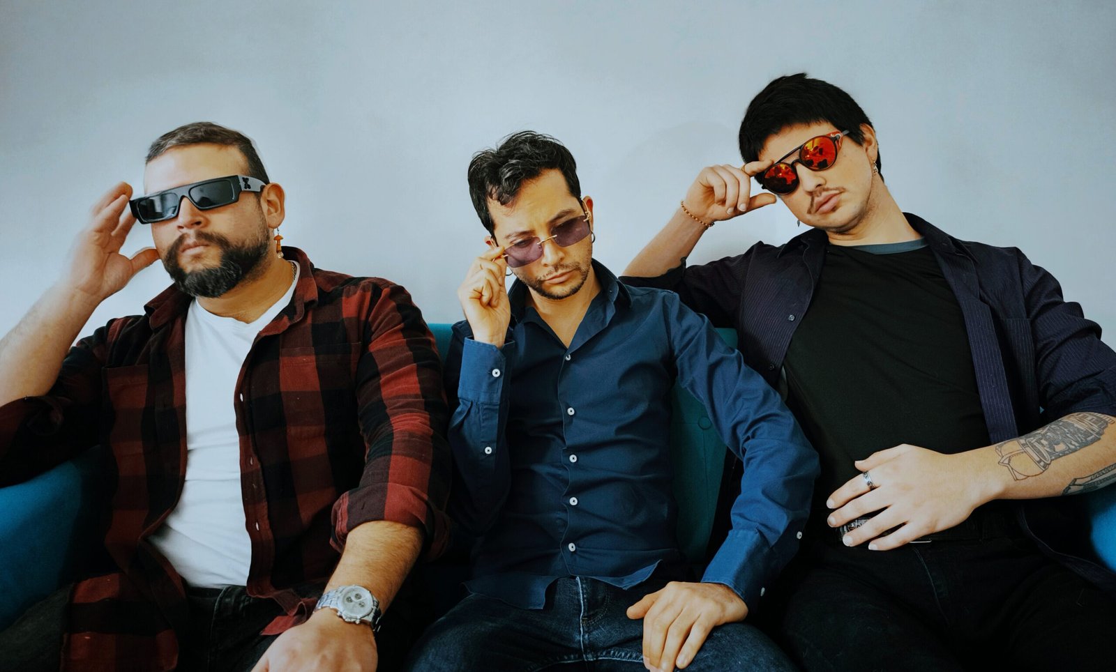Navegando a Pólux presenta «Nueve Gotas», su esperado álbum debut