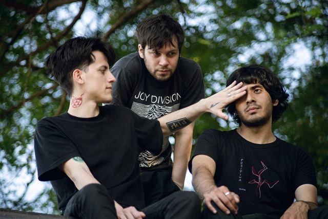 Clish presenta dos nuevos sencillos: “Bosque” y “Hay un ruido extraño”