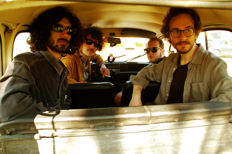 En su nuevo single, The Rootworkers – los espíritus del blues del Mississippi -, renacen en un torbellino de fuzz y psicodelia