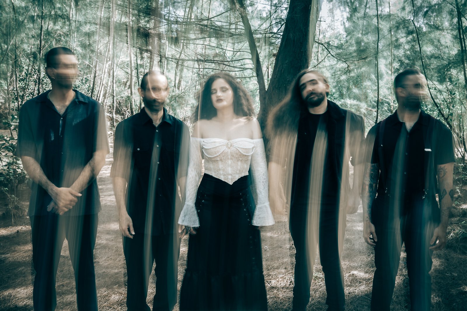 Moths lanza “Live at CART Music” y anuncia primera gira en México