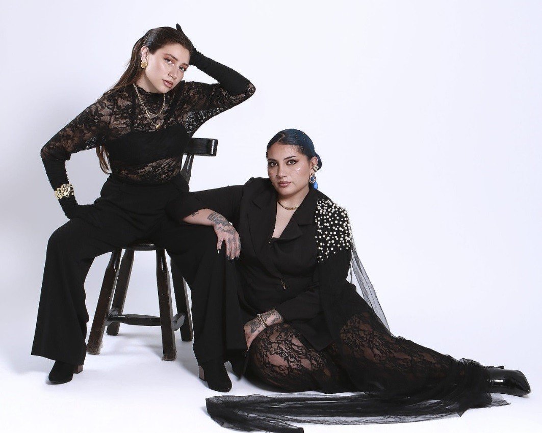 Left & Right estrena «Different Worlds», una canción de amor, resistencia y resiliencia