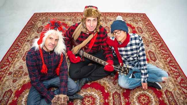 Amor, sangre y caos punk canadiense: Los Mendozaz lanzan «An American Werewolf in London, Ontario»