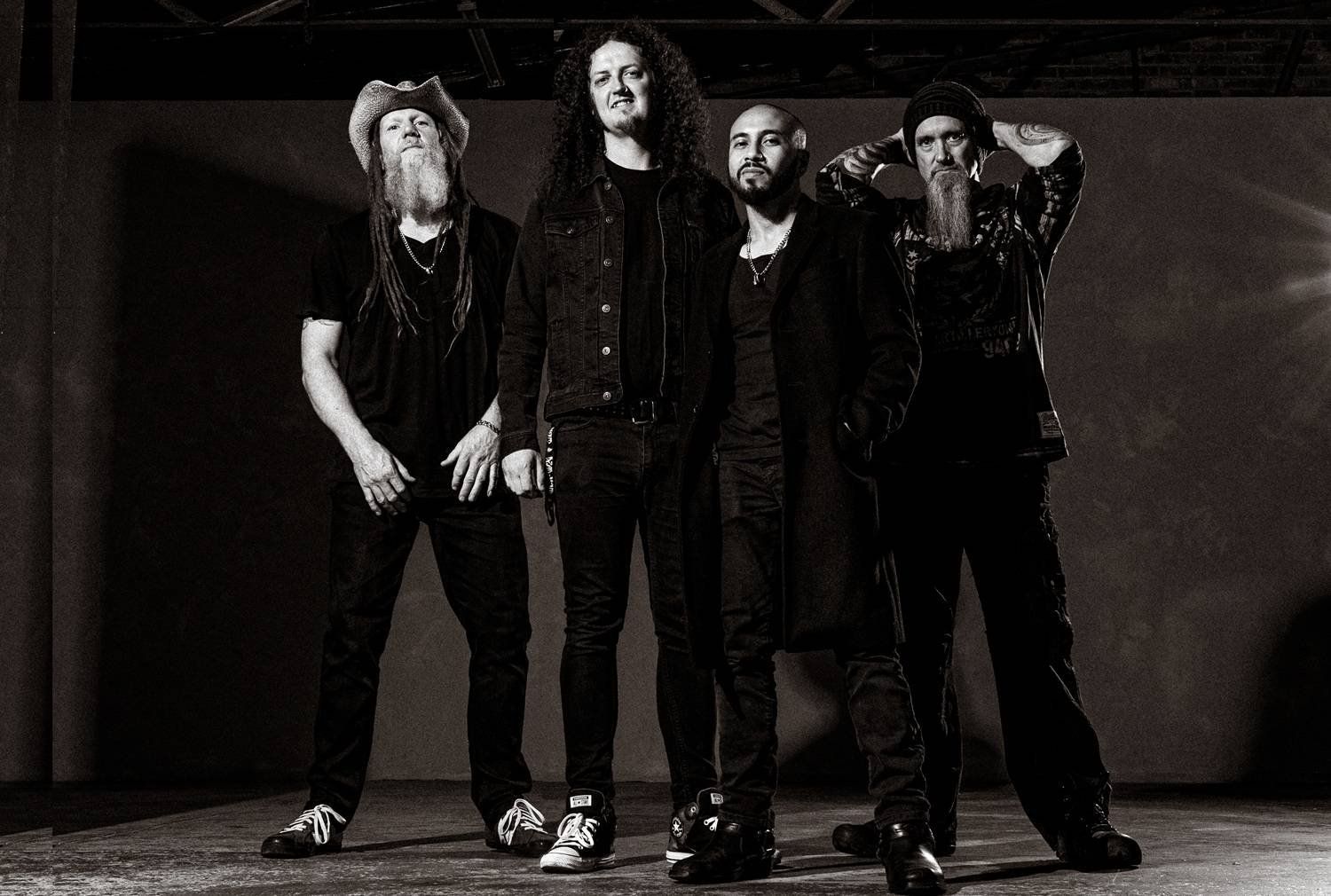 El nuevo álbum de los australianos Greystone Canyon, «Something Borrowed… Something New»
