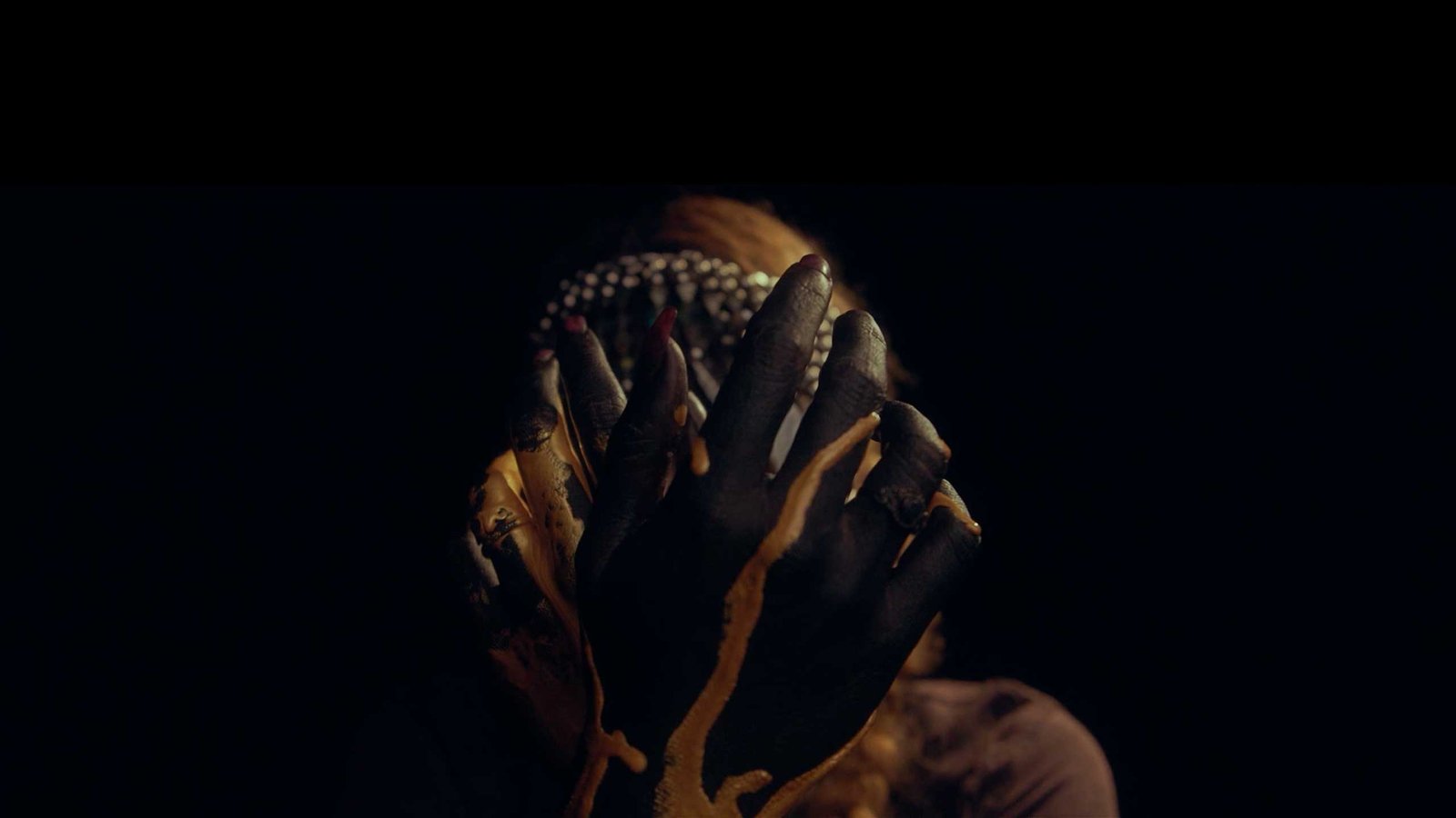 Antiklan anuncia “Ashen Void”, single y videoclip que marcan una etapa más densa para la banda