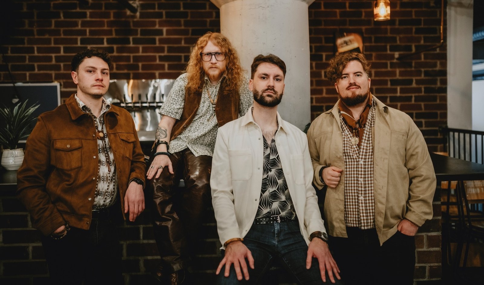 «Tea & Honey» es el nuevo sencillo y video lanzado por Taming Sari