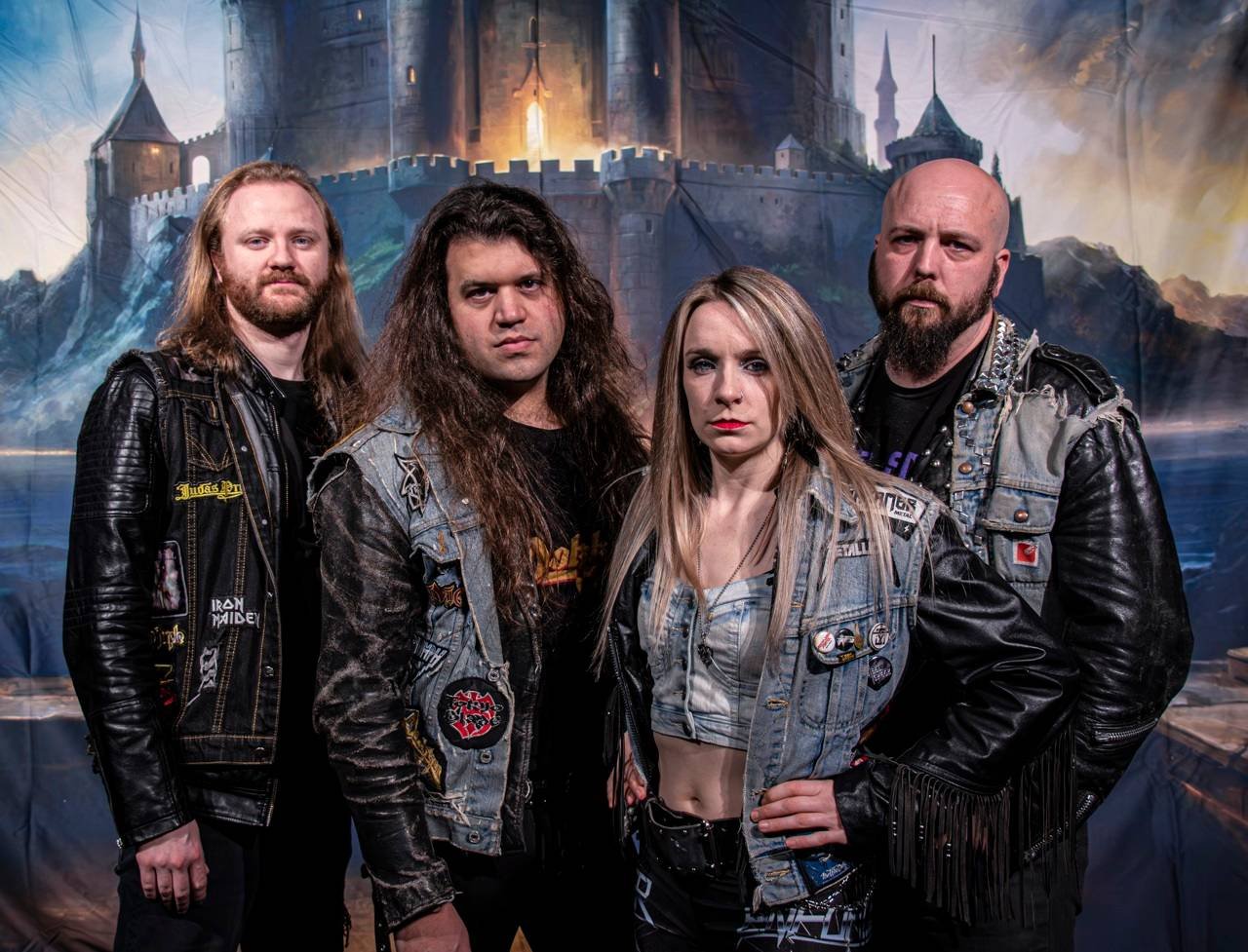 La banda canadiense Iron Kingdom anuncia su sexto álbum de estudio, «Shadows and Dust»