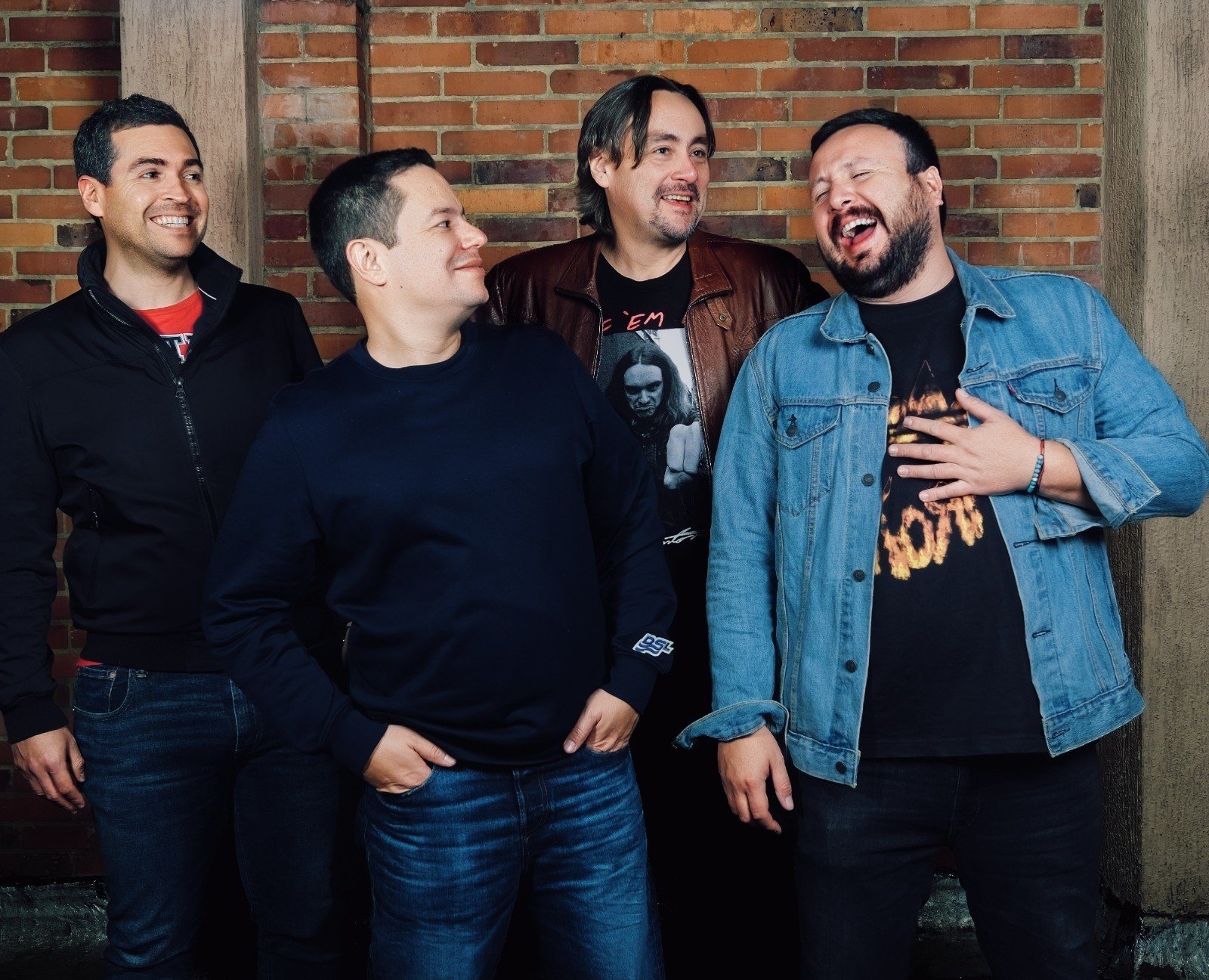 «Cañón» y «Mundos paralelos», los dos primeros lanzamientos de la banda de rock colombiana Cañón