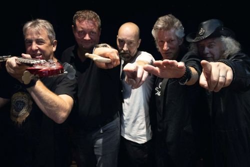 Beyond The Labyrinth regresa con un nuevo álbum y un nuevo nombre. ¡A partir de ahora, solo BTL…!