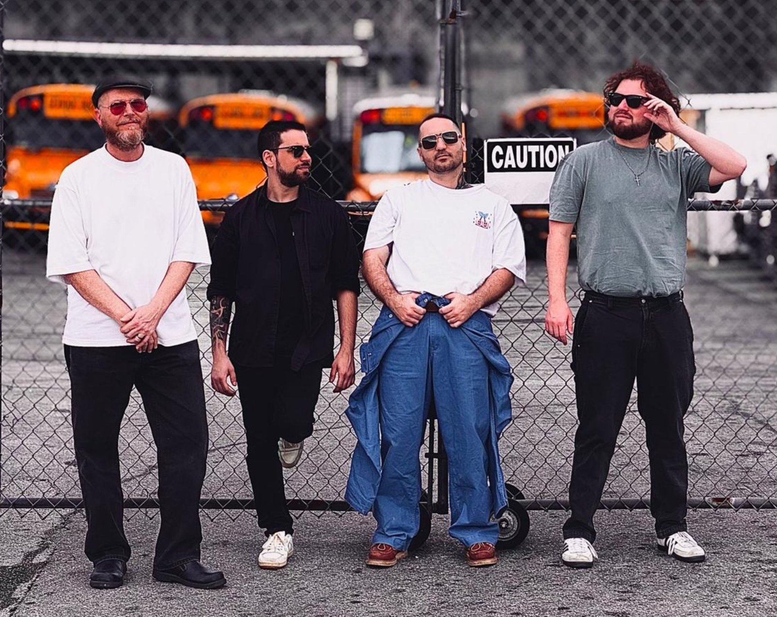 Surrealismo lírico y estético en el single «it» de Plasma Driver